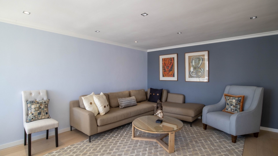 2 Bedroom Property for Sale in Sea Point Western Cape